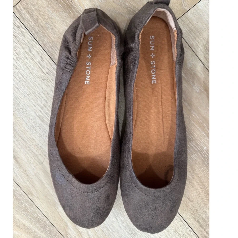 Sun + Stone Luciaa Womens 9M Taupe Brown Faux Suede Ballet Flats SS LUCIAA